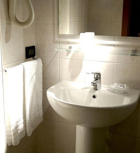 Hotel Nuovo Metro Milano Dış mekan fotoğraf